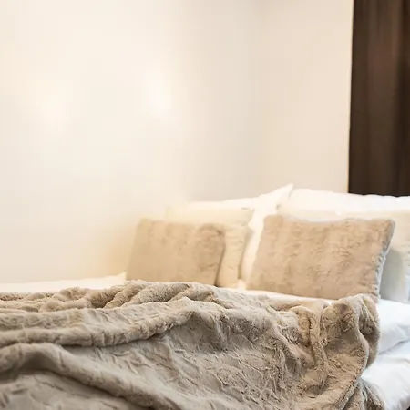 Cozy Aurora With Sauna By Booklapland *