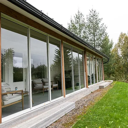 Cozy Aurora With Sauna By Booklapland アパート *