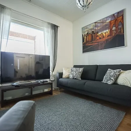 Cozy Aurora With Sauna By Booklapland Rovaniemi